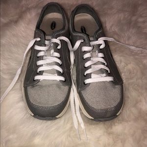 Dr. Scholls memory foam/Cool fit